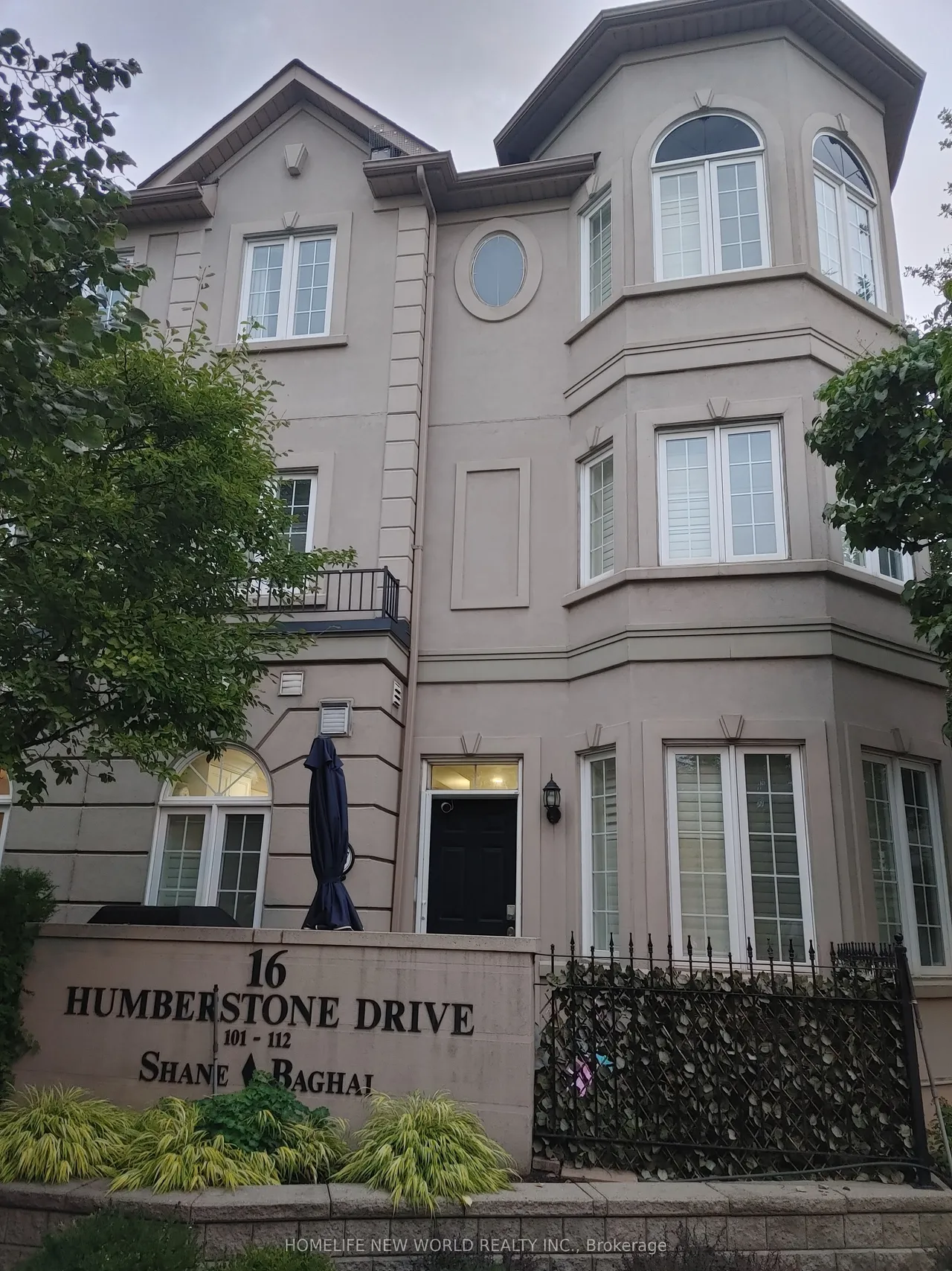 16 Humberstone Drive