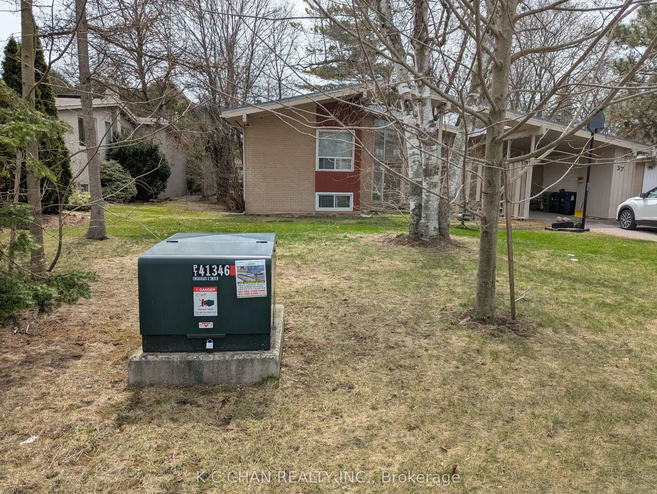 37 Grangemill Crescent — photo 3