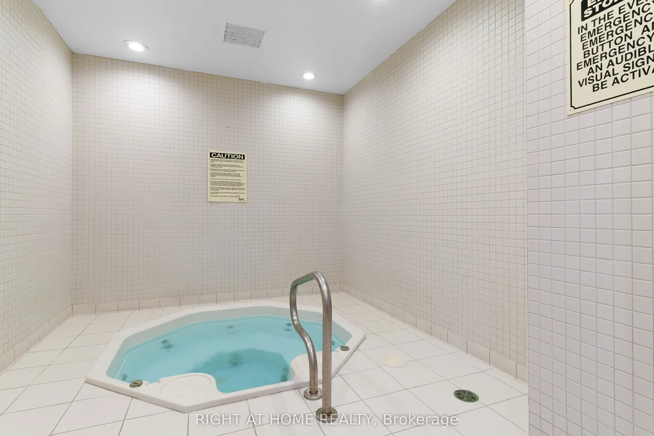 18 Parkview Avenue — photo 24