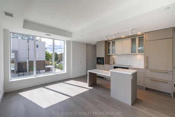 6 Greenbriar Road
