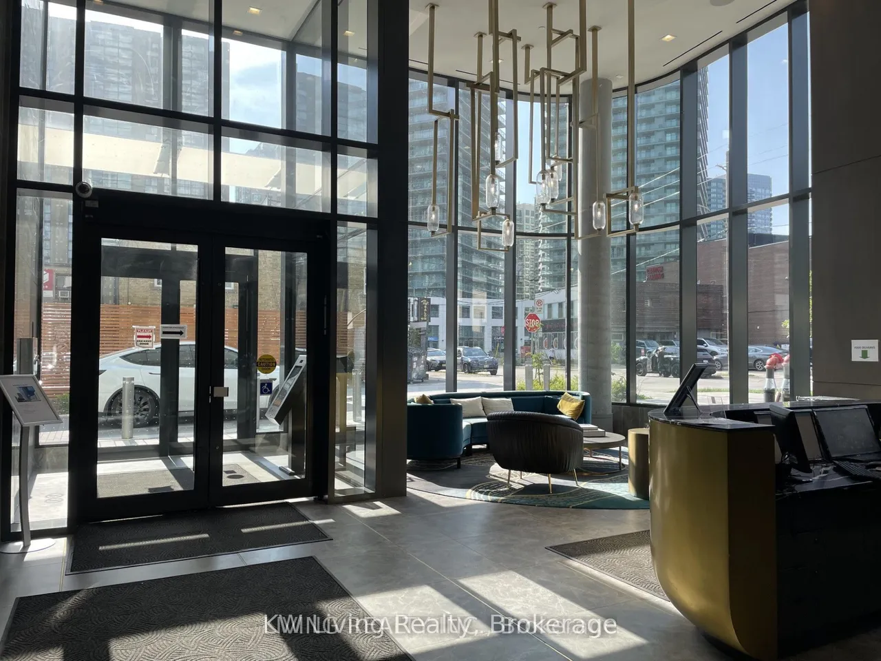 15 Holmes Avenue — photo 11