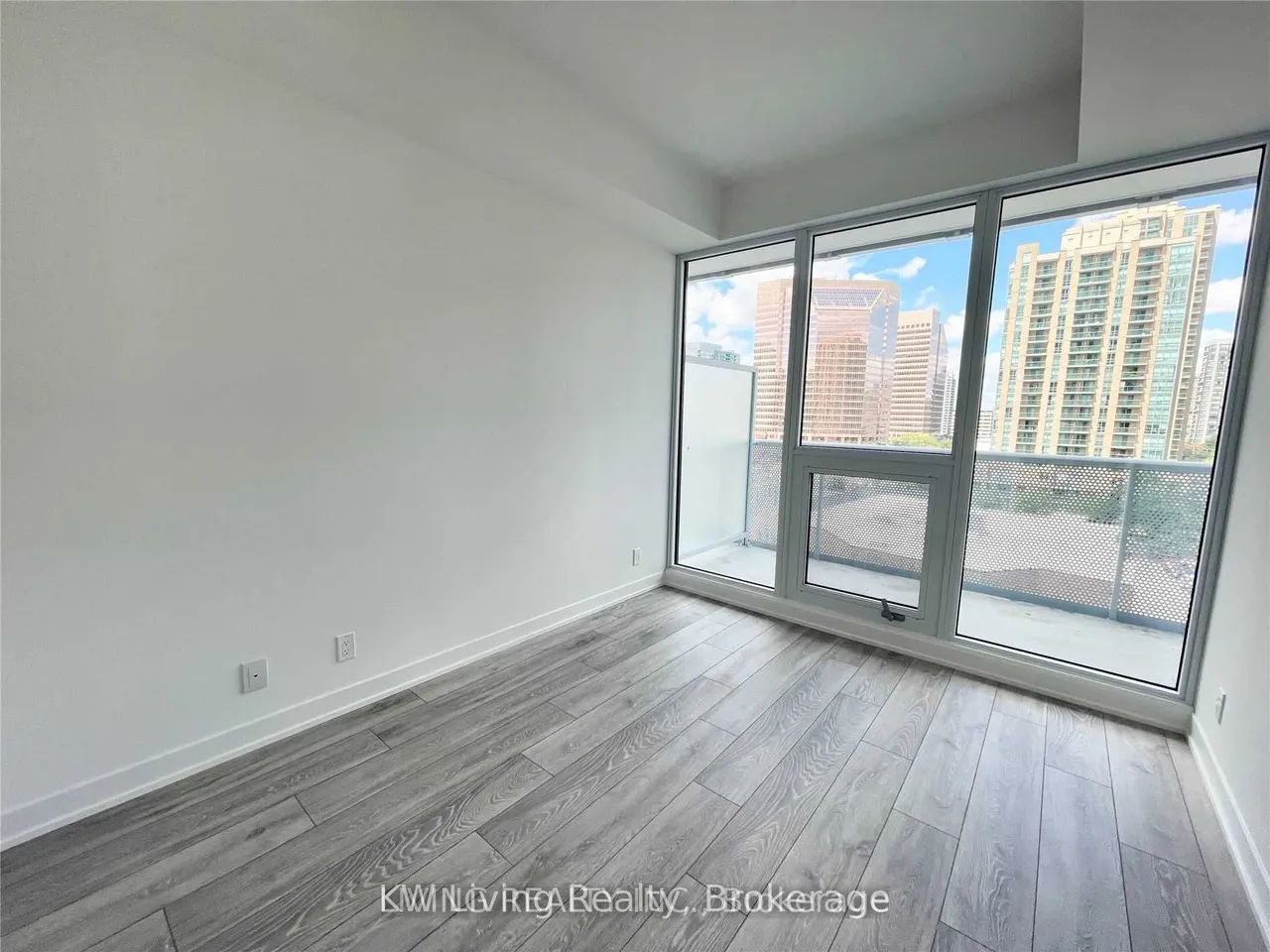 15 Holmes Avenue — photo 3