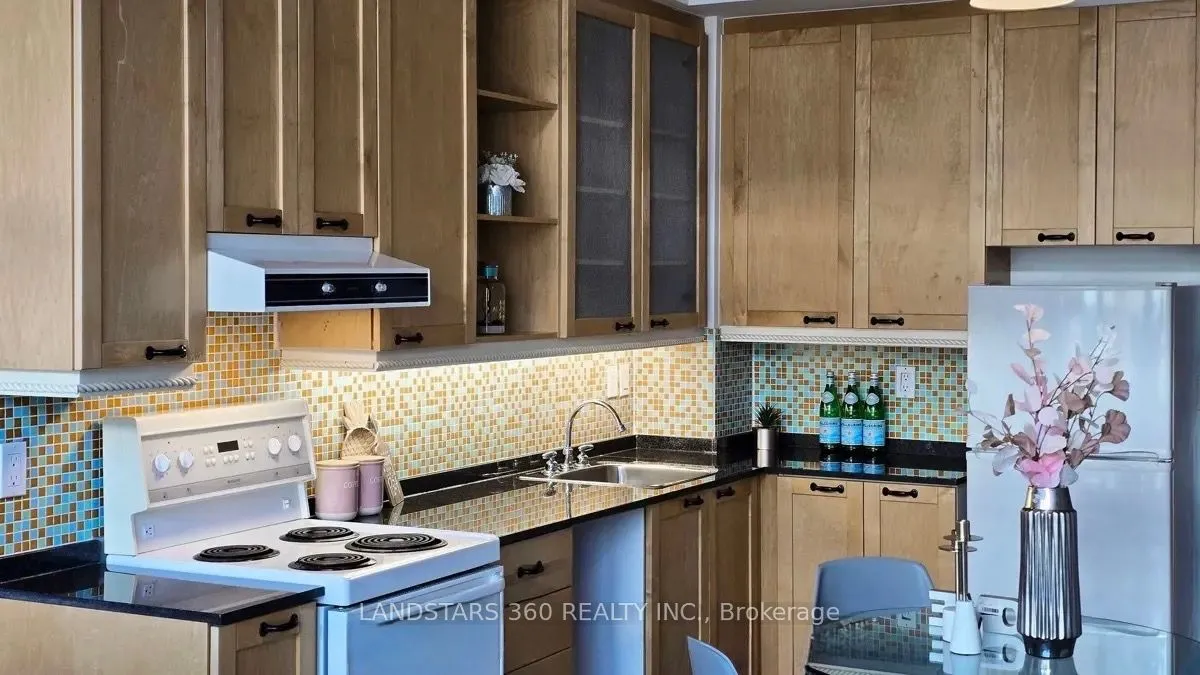 155 Dalhousie Street — photo 3