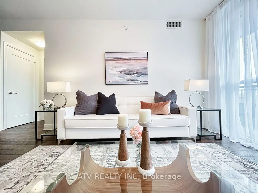 151 Avenue Road — photo 3