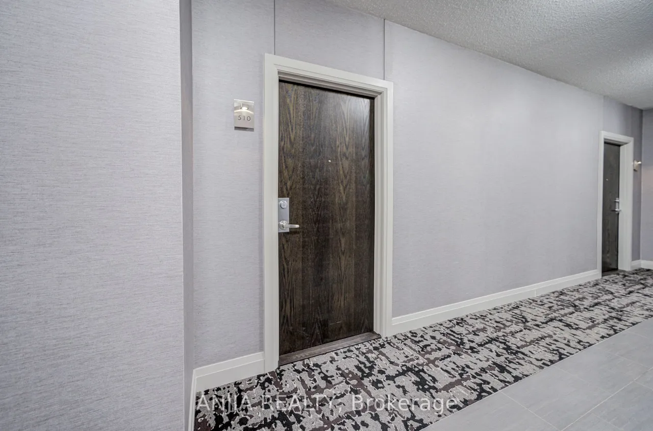 17 Kenaston Gardens — photo 3