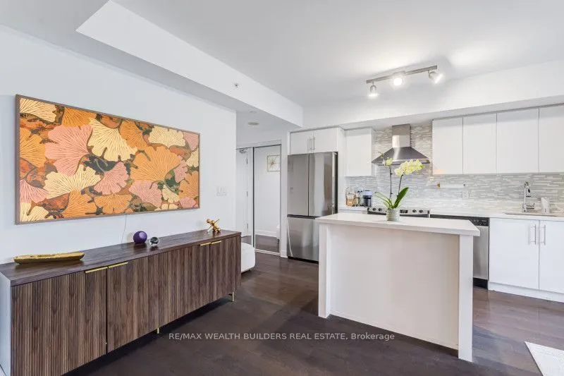 58 Orchard View Boulevard — photo 2