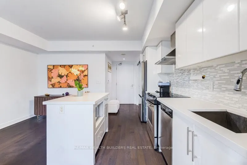 58 Orchard View Boulevard — photo 3