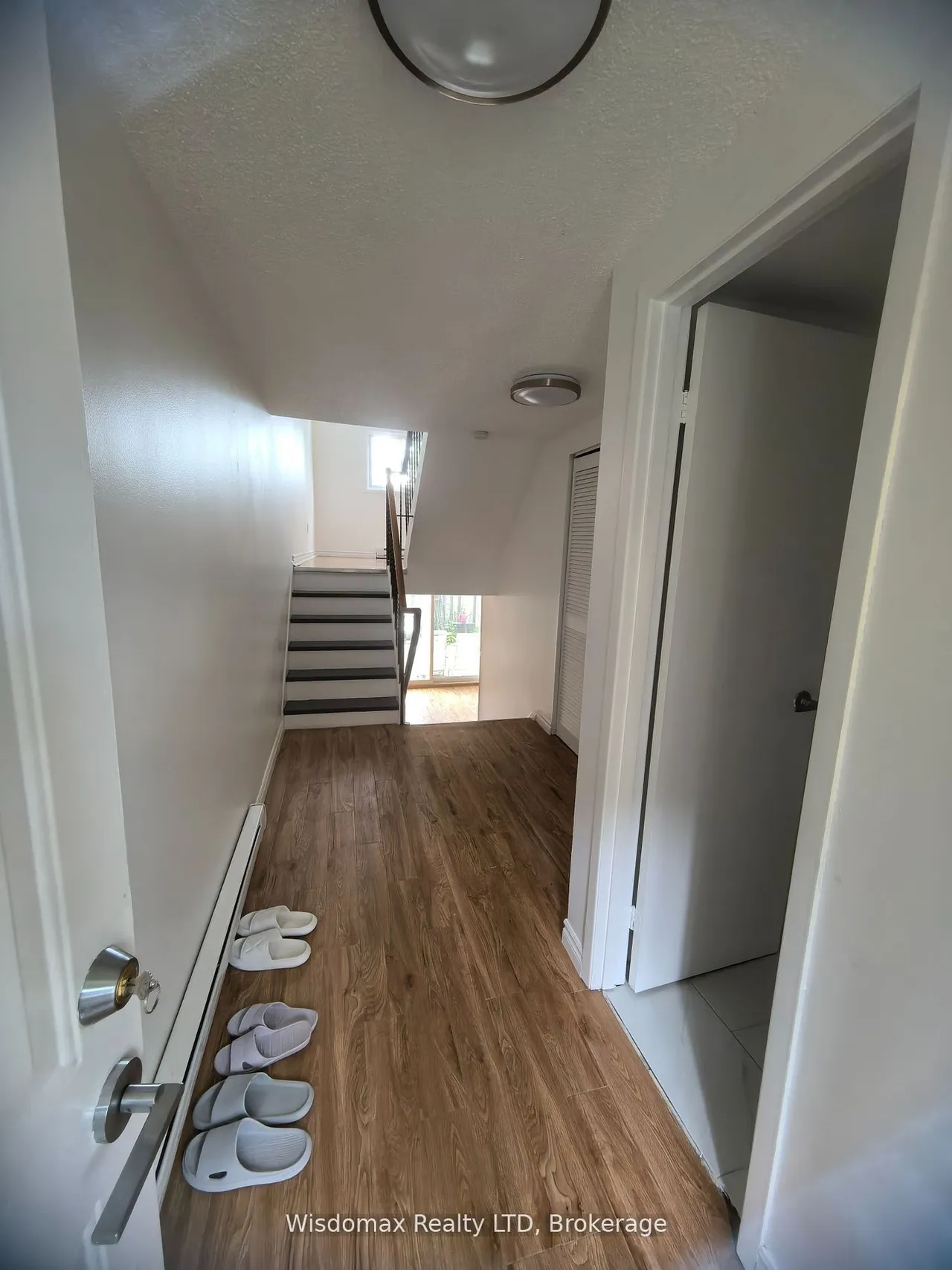 3100 Kingston Road — photo 3