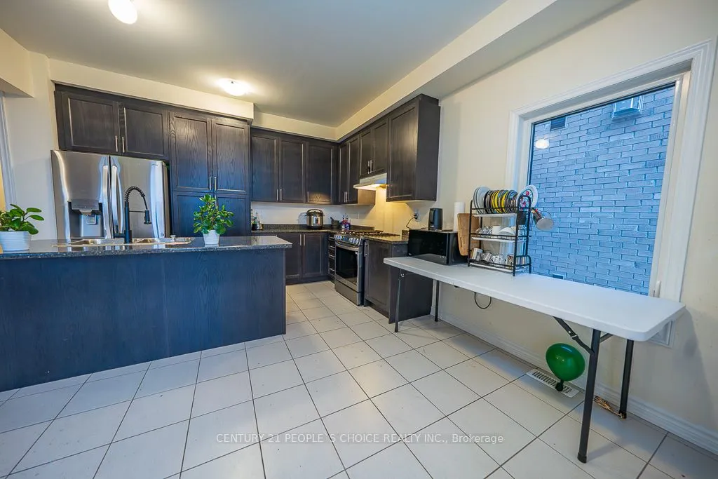83 Robin Trail — photo 3