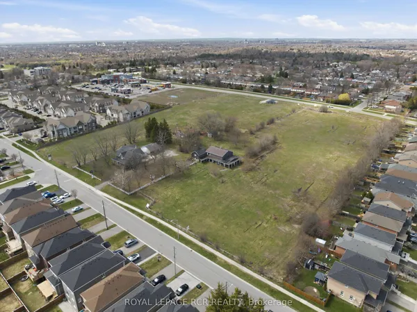 1440 Gord Vinson Avenue — photo 2