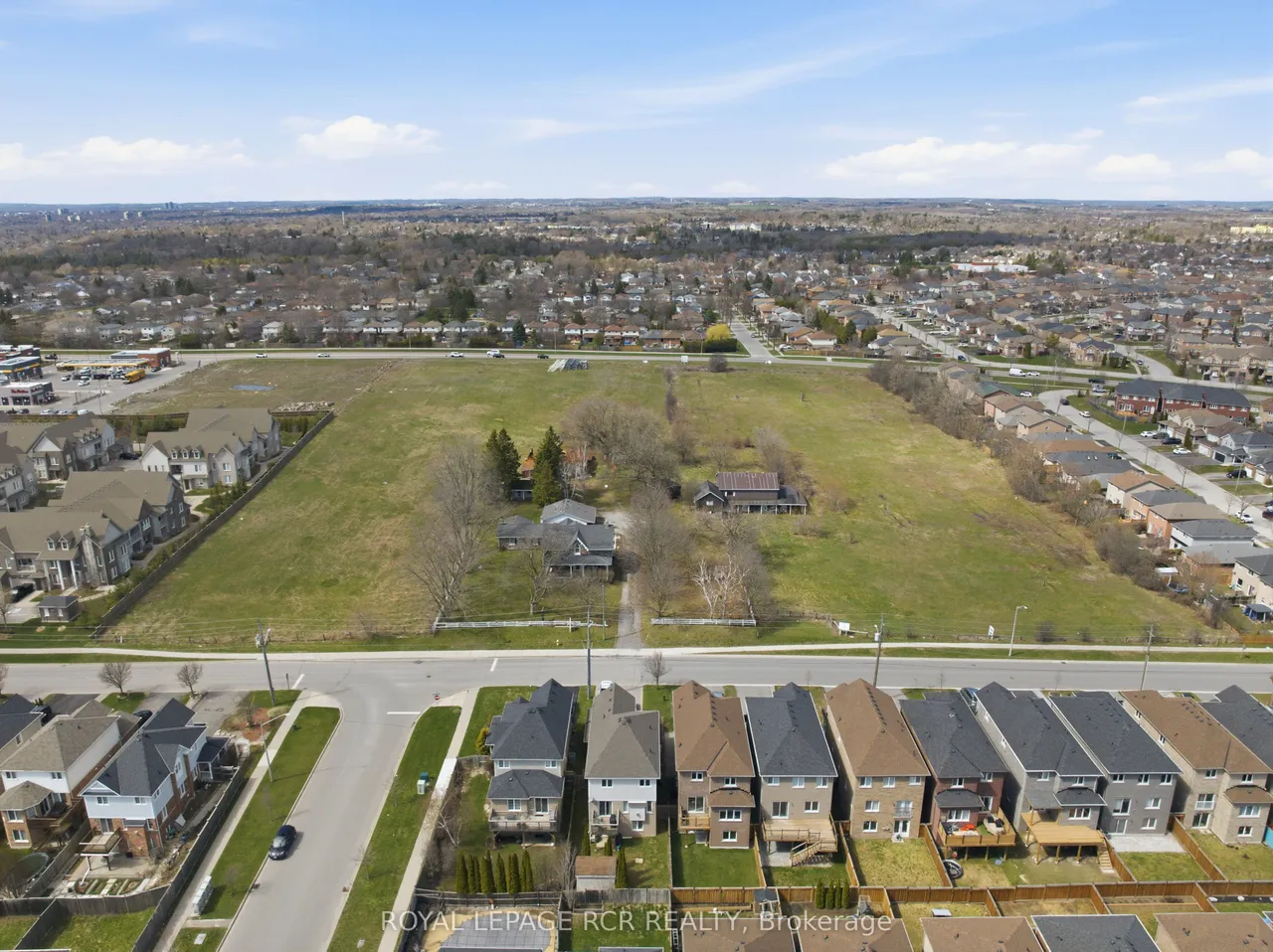 1440 Gord Vinson Avenue — photo 3