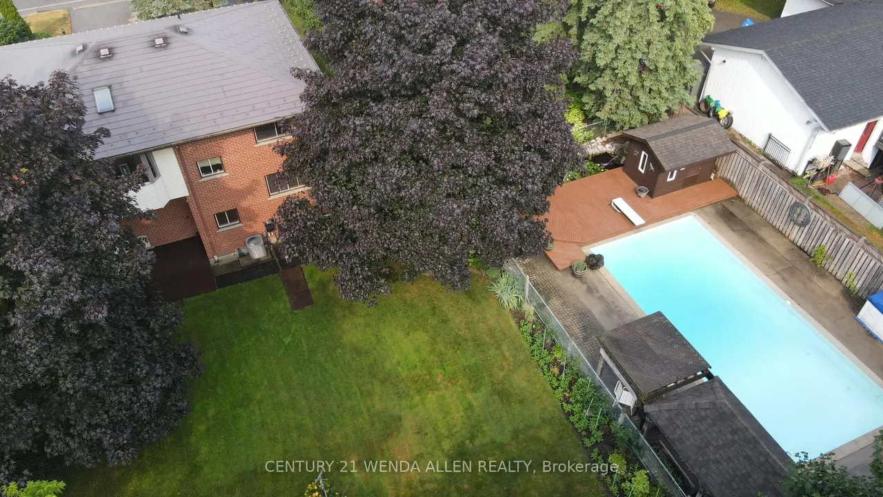 1873 Woodview Avenue — photo 50