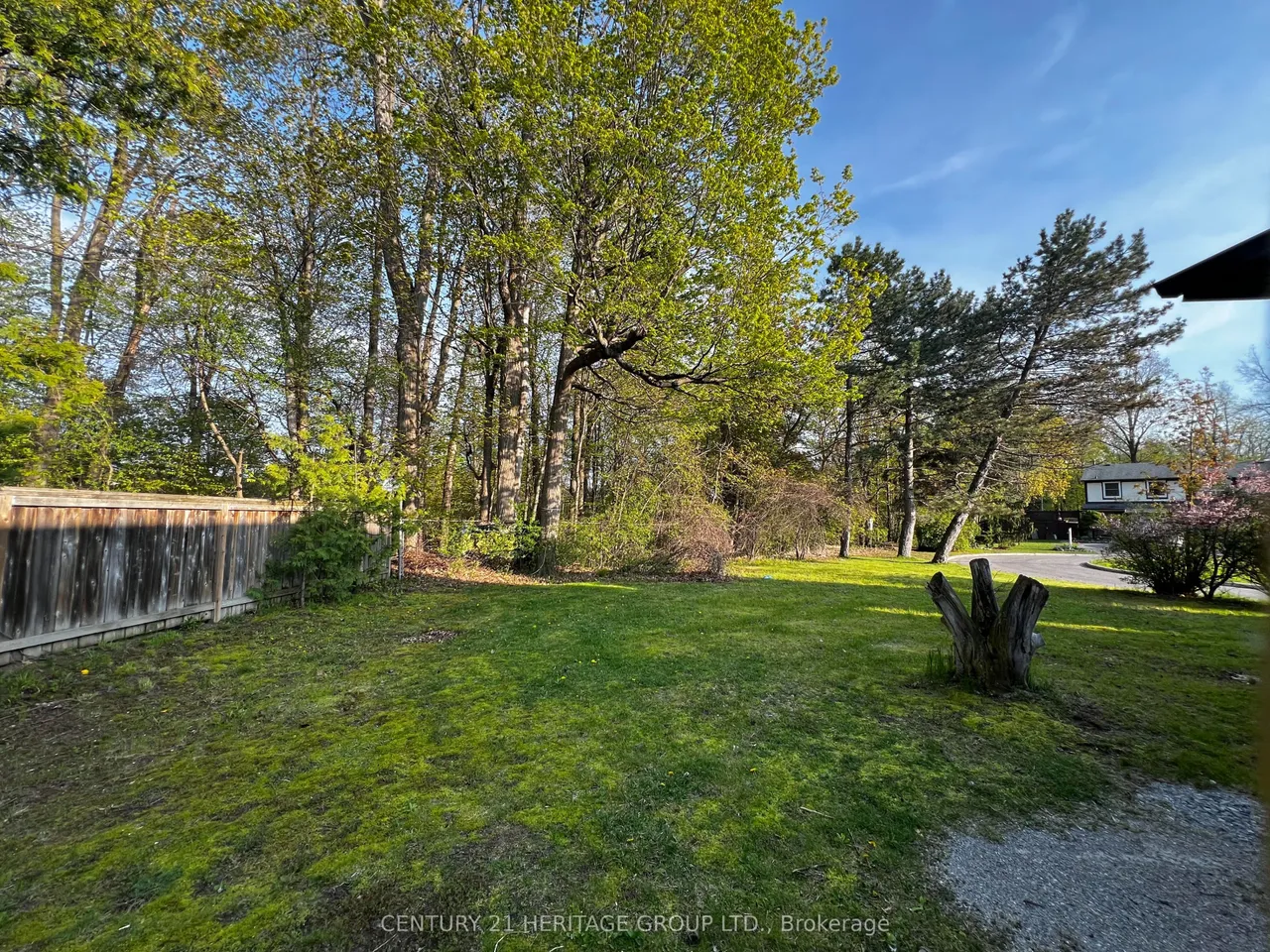 1133 Trowbridge Court — photo 25