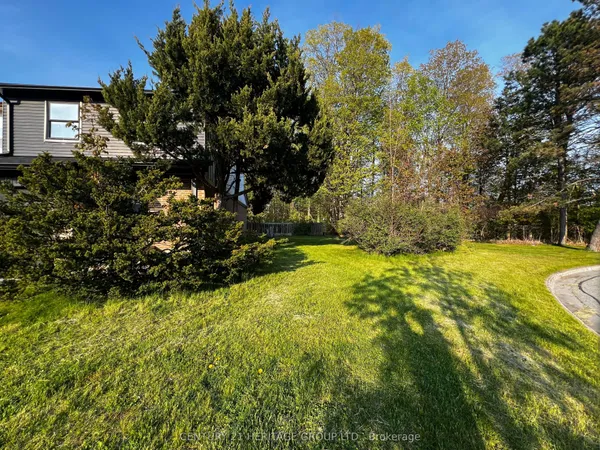 1133 Trowbridge Court — photo 2