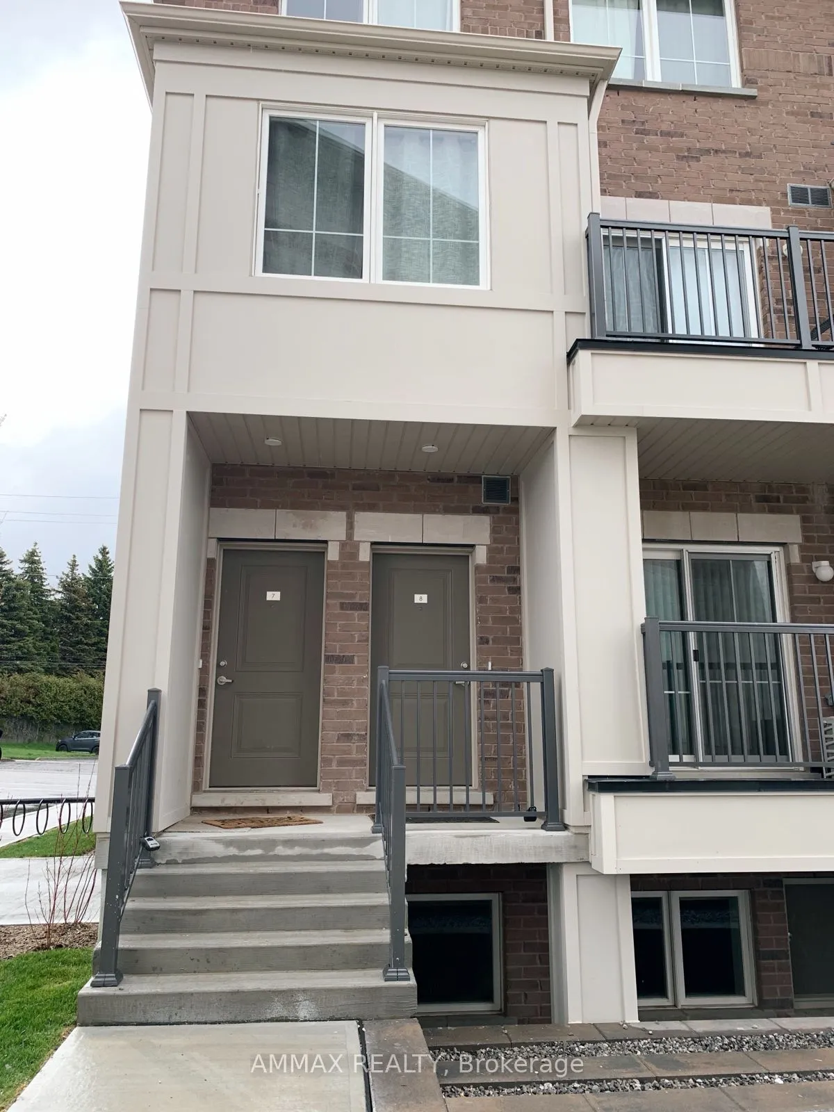 490 Beresford Path, Unit 8 — photo 2