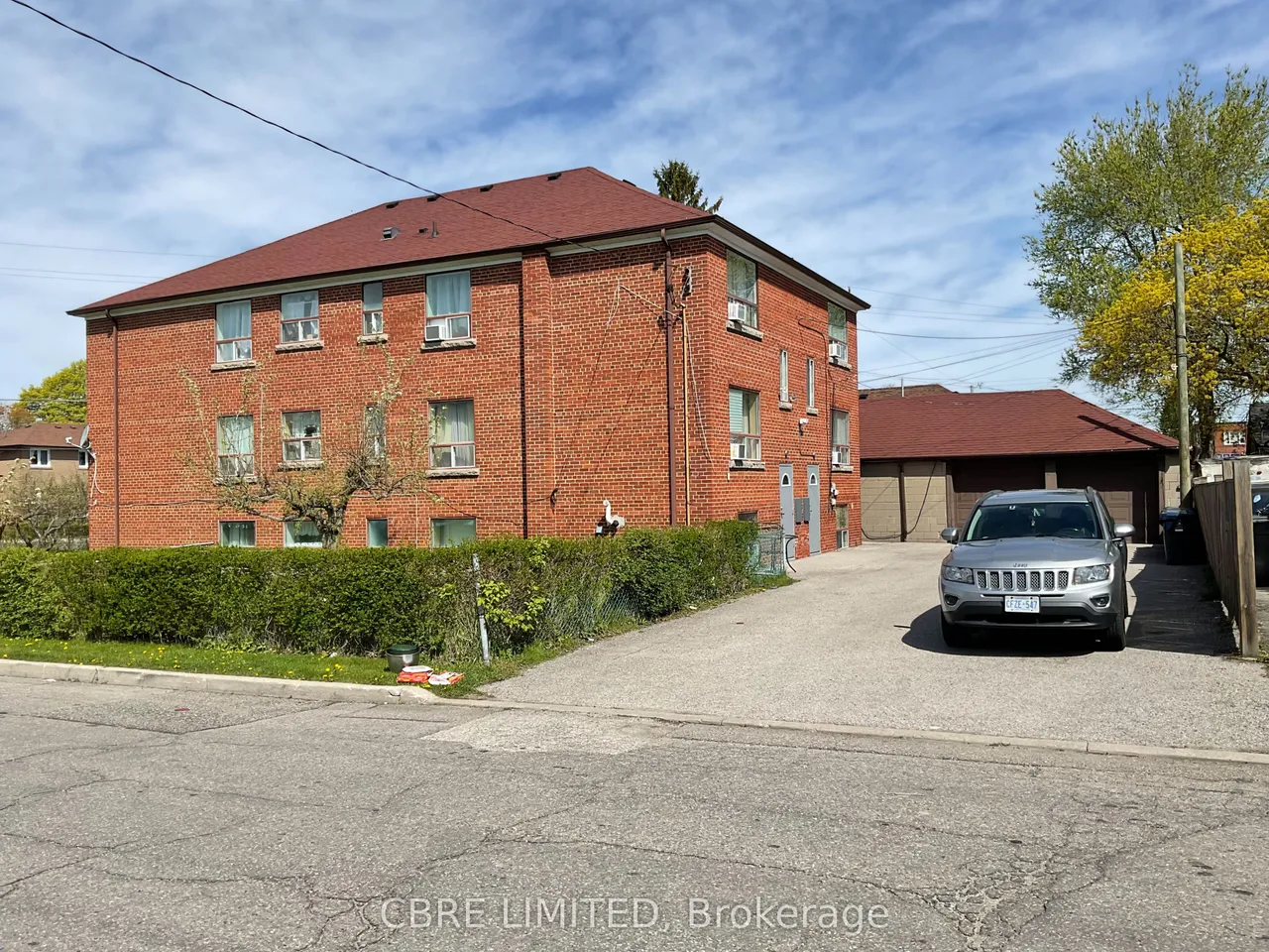 587 Danforth Road — photo 3
