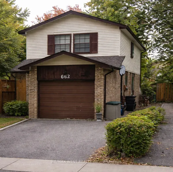 662 Balsam Crescent