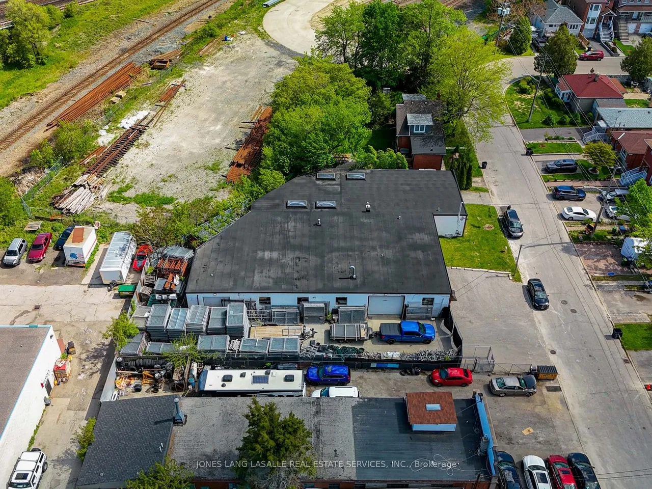 3-5 Granger Avenue — photo 3