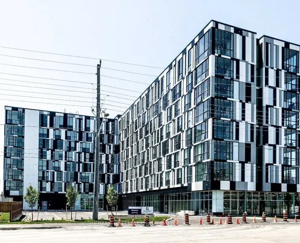 1900 Simcoe Street N