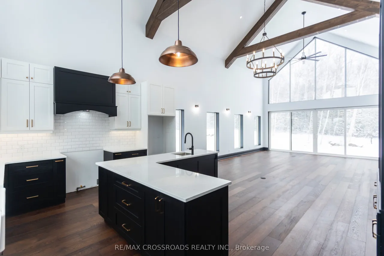 637 View Lake Road — photo 3