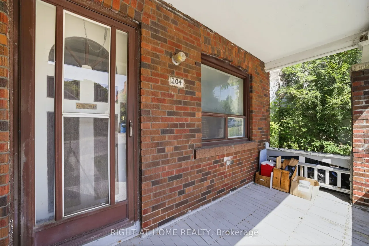 204 Highfield Road — photo 3