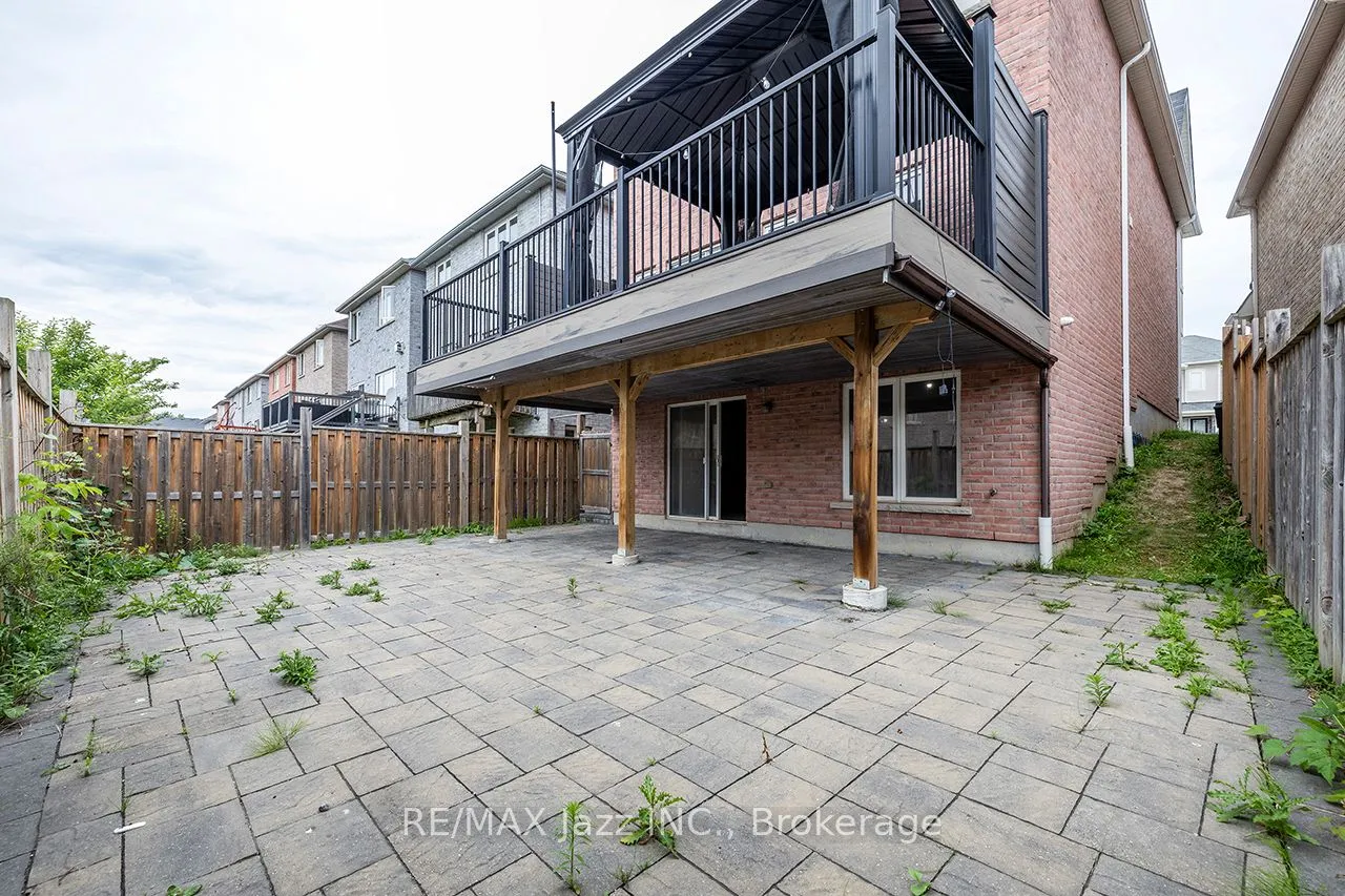 30 Lloydminster Avenue — photo 50