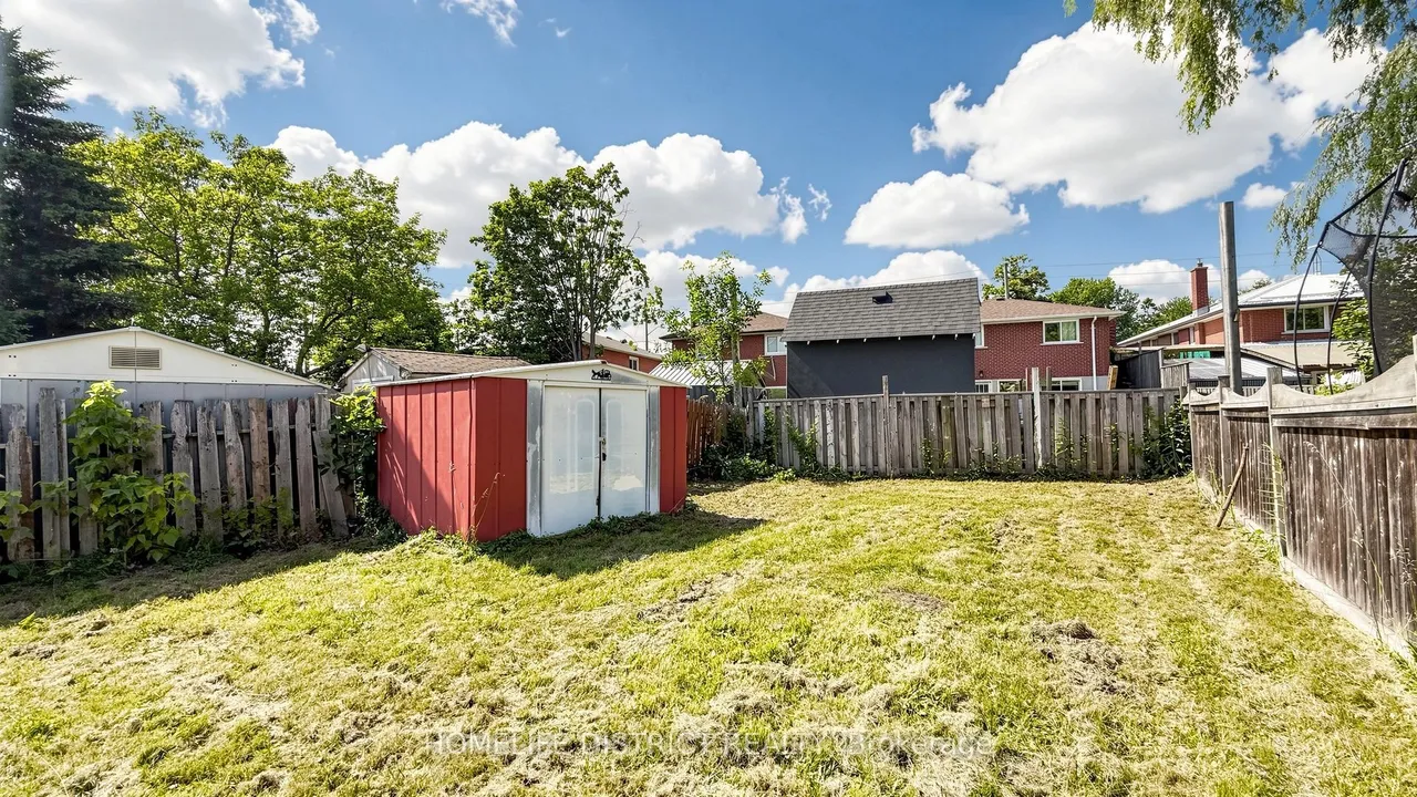 424 Chaleur Avenue — photo 48