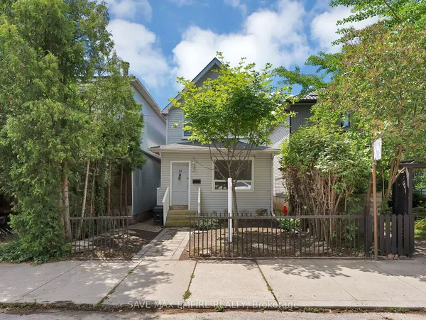 19 Minto Street