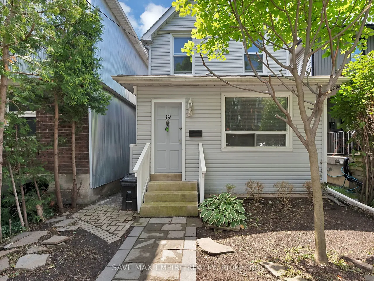 19 Minto Street — photo 3