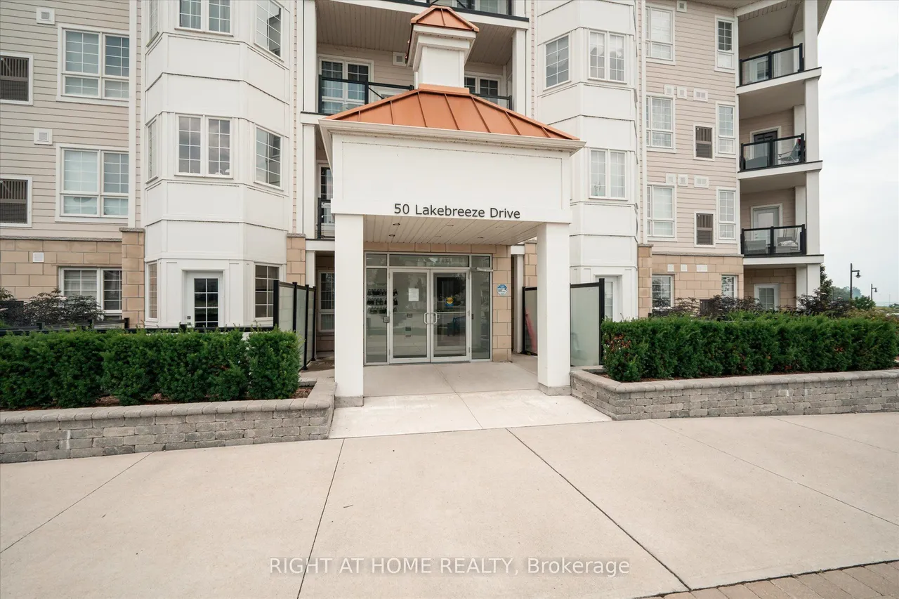 50 Lakebreeze Drive — photo 2