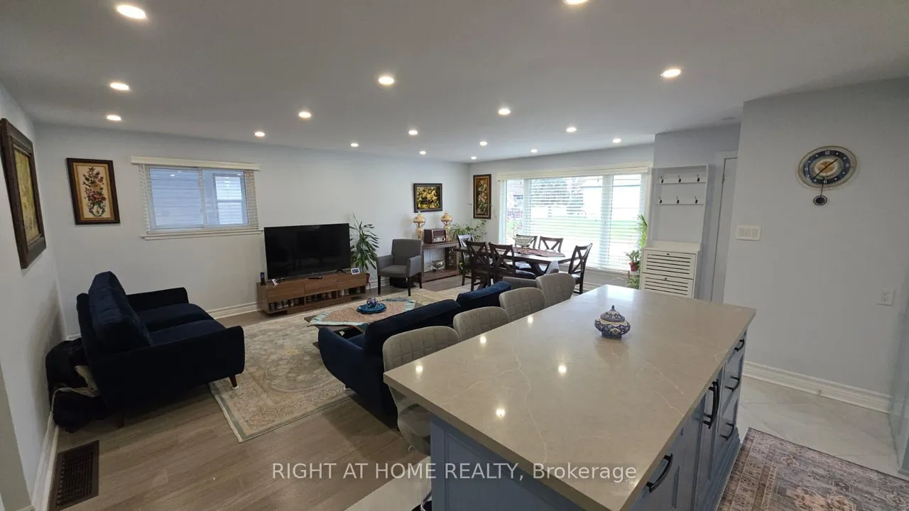 783 Oliva Street — photo 2