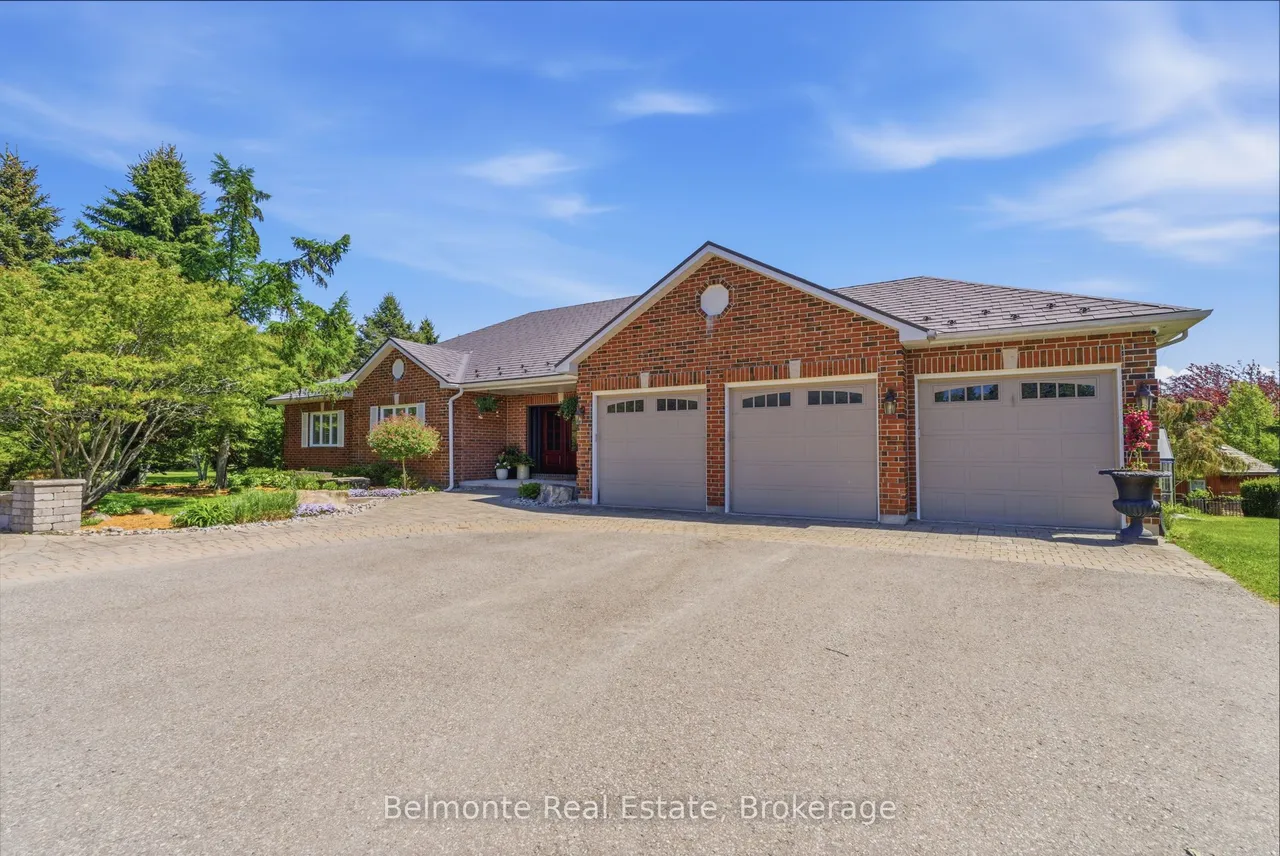 1045 Brawley Road W — photo 3