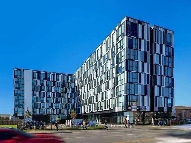 1900 Simcoe Street N
