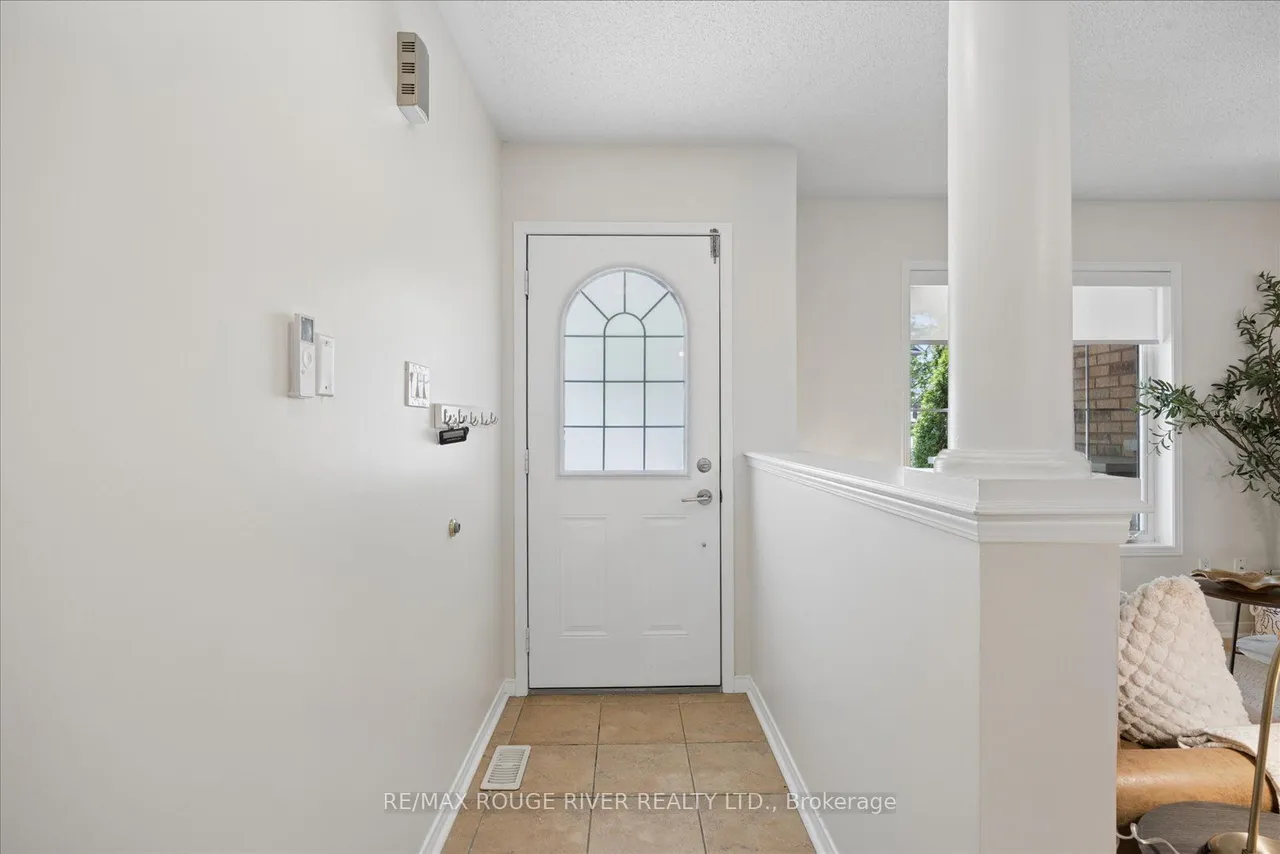 37 Burwell Street — photo 3
