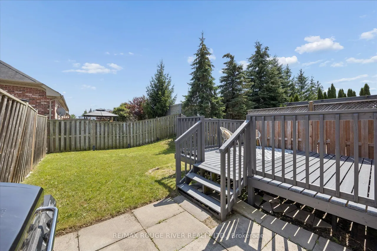 37 Burwell Street — photo 32