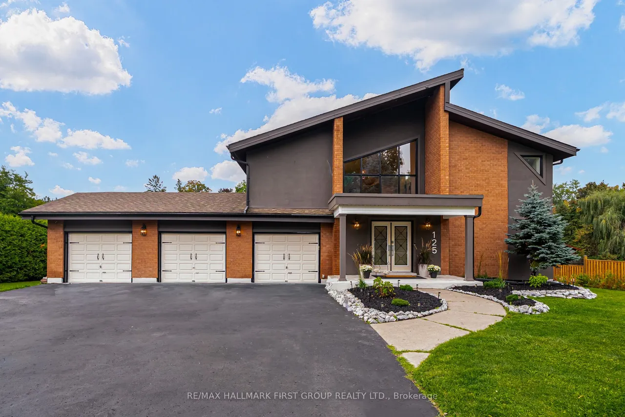 125 Percy Crescent — photo 3