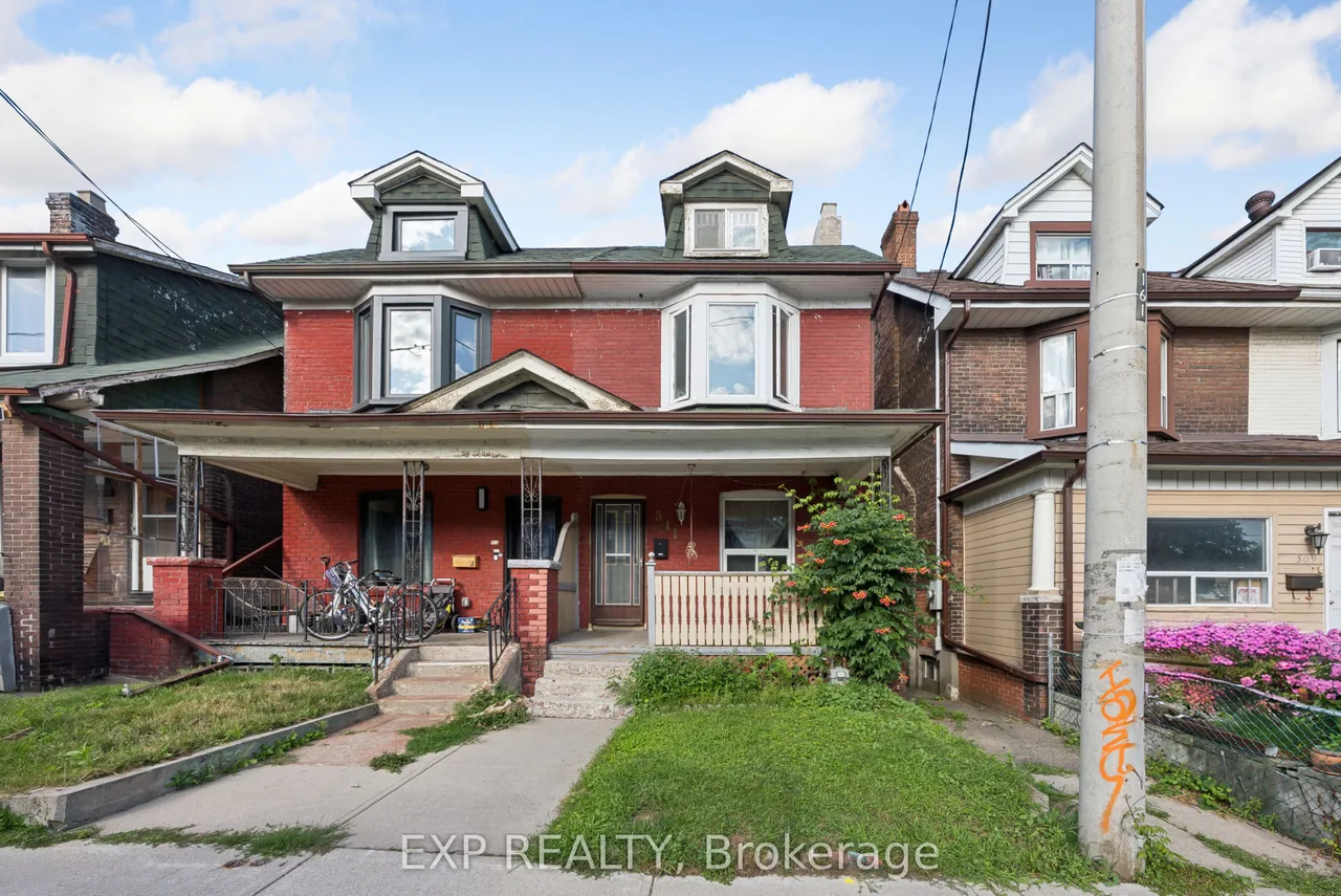 511 Carlaw Avenue — photo 3