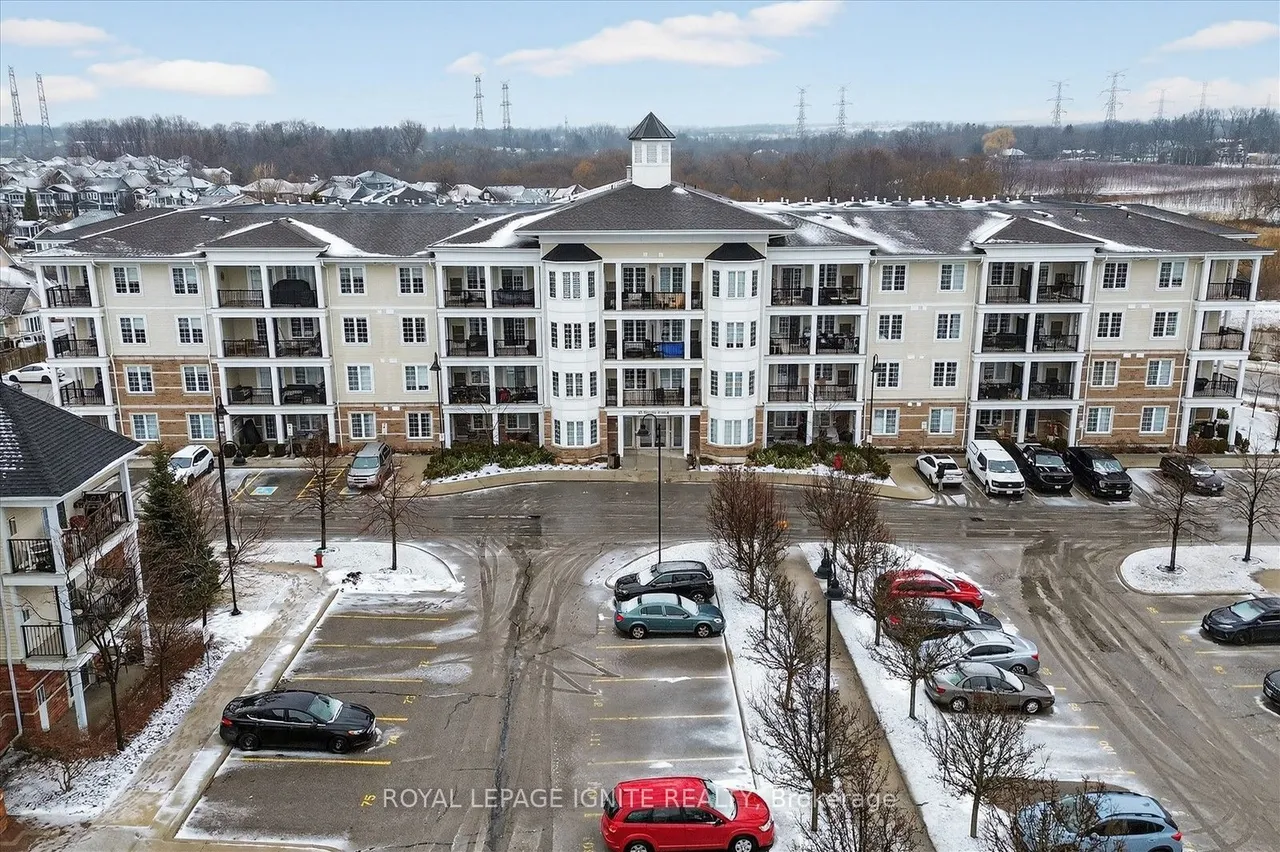 65 Shipway Avenue, Unit 213