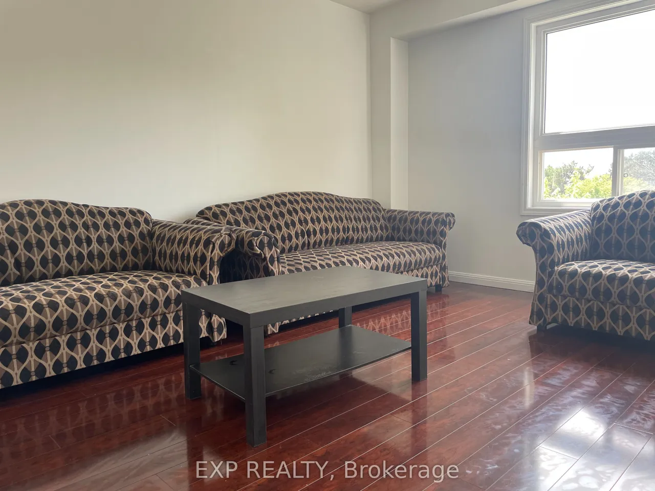 1036 Southport Drive — photo 3