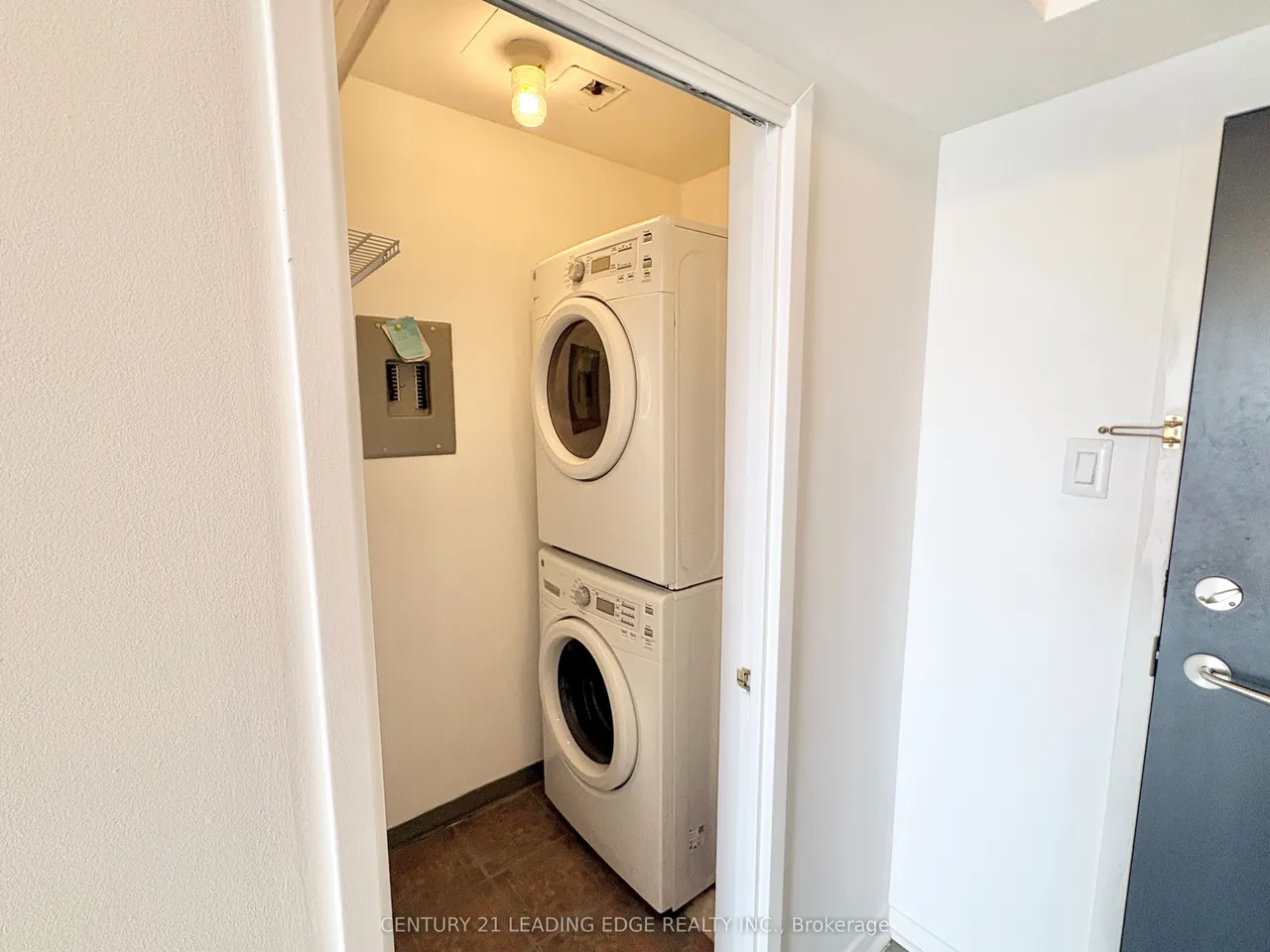 1665 Pickering Parkway, Unit 815 — photo 29