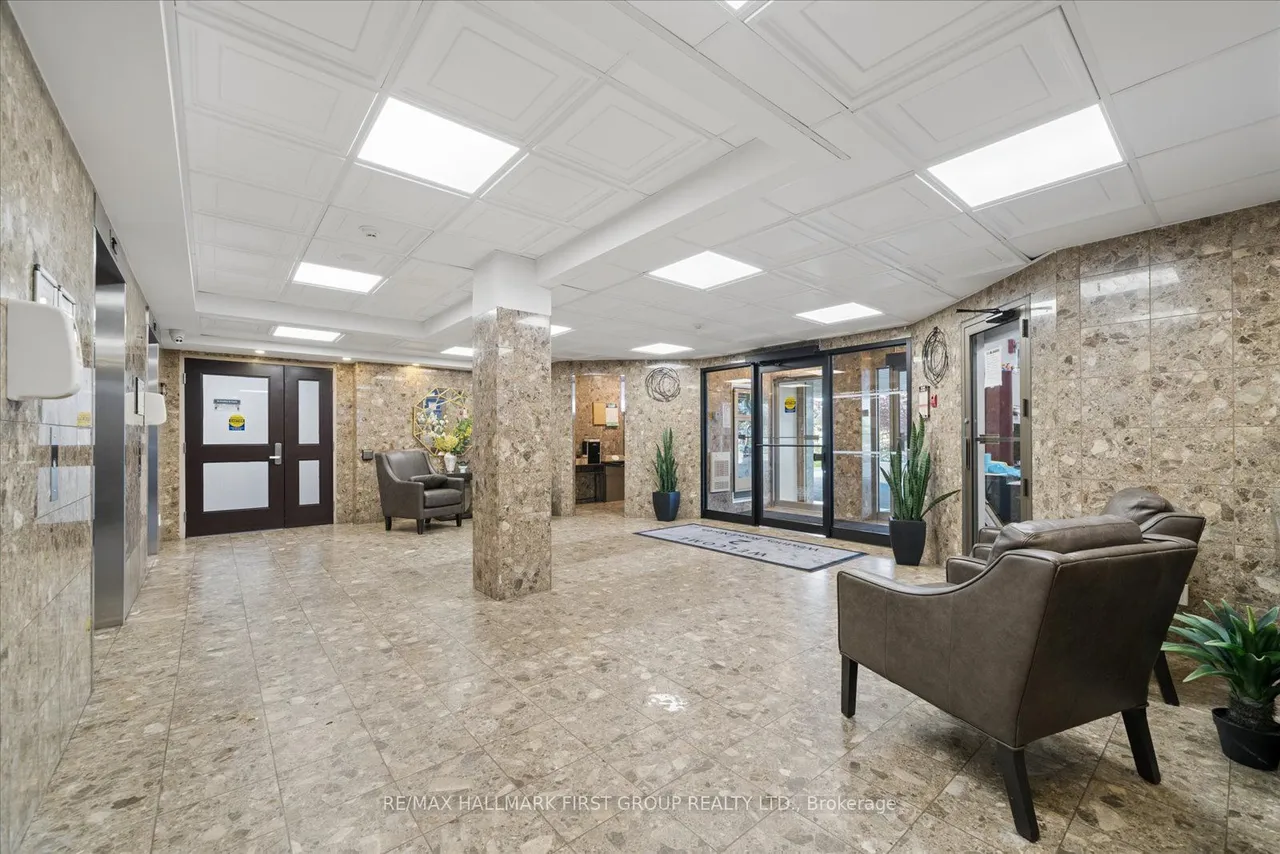 2 Westney Road N, Unit 206 — photo 3