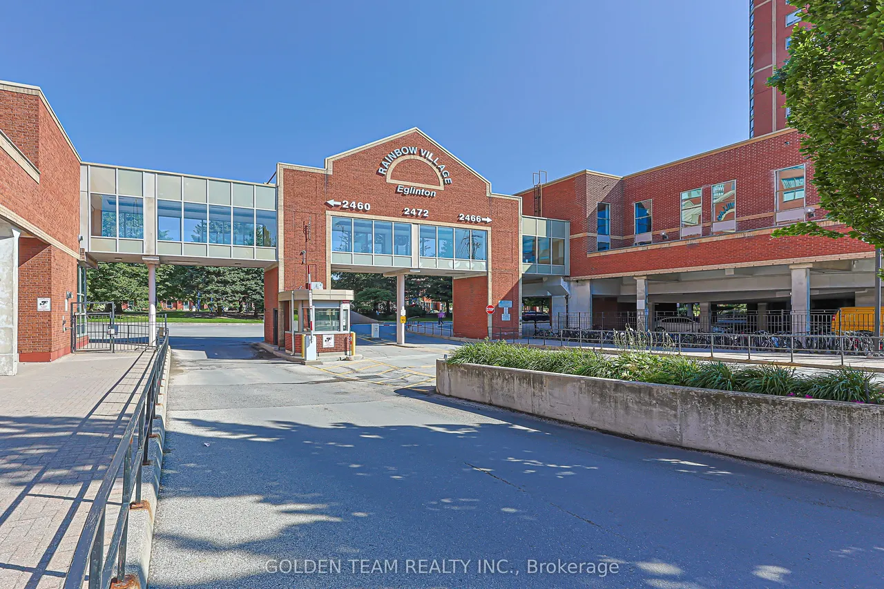 2460 Eglinton Avenue E — photo 2