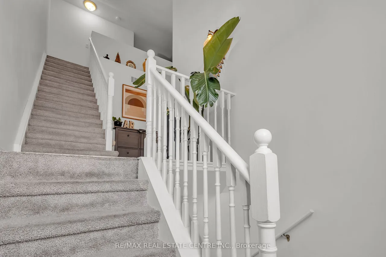 51 Petra Way, Unit 3 — photo 3