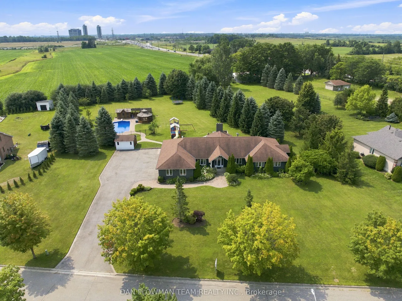 11 Steepleview Court