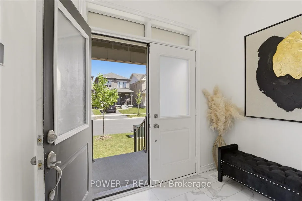 94 Conarty Crescent — photo 2