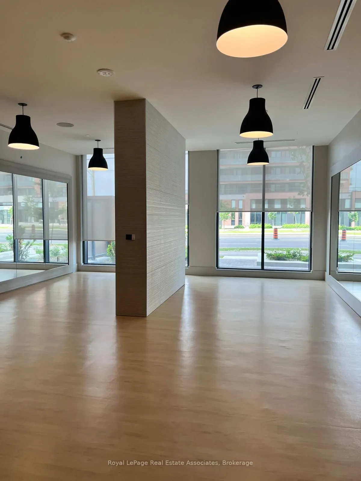 2545 Simcoe Street N, Unit 925 — photo 3