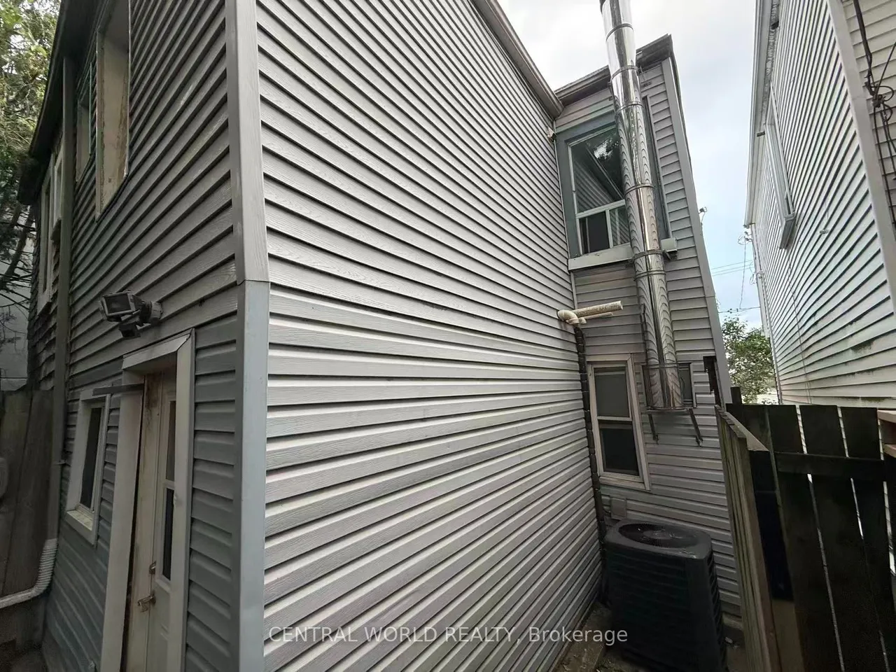 898 Eastern Avenue — photo 6