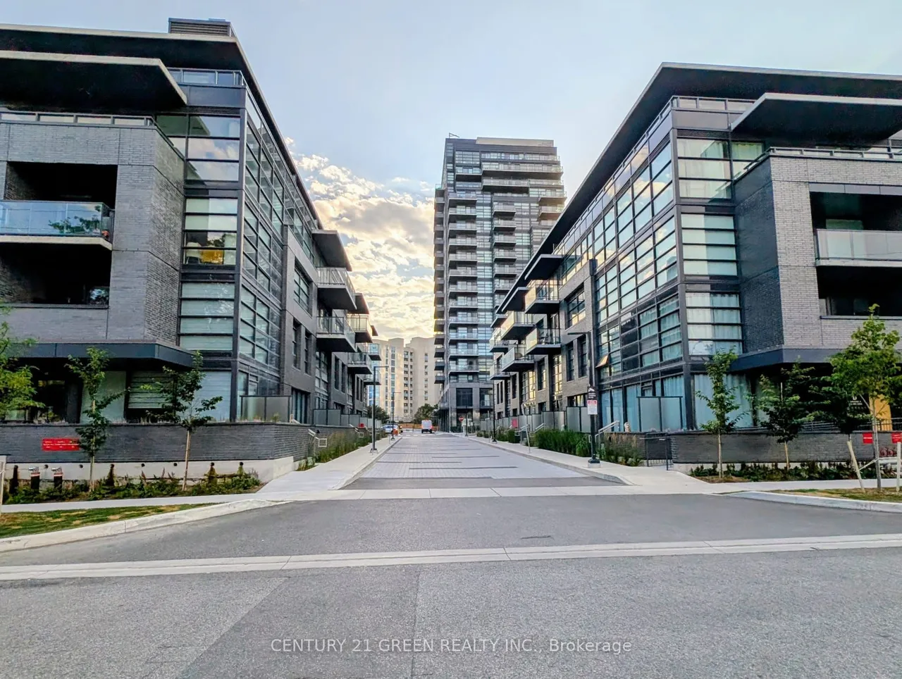 1612 Charles Street, Unit 323C