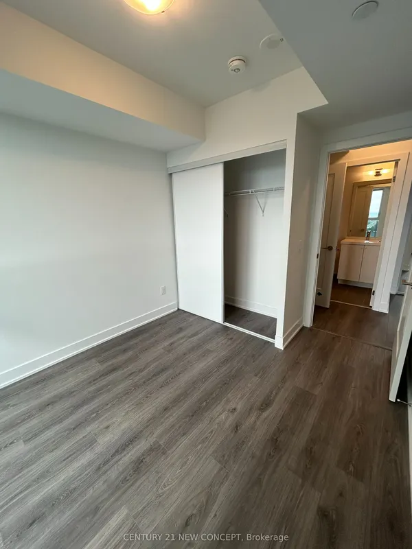 2545 Simcoe St. Street N, Unit 1824