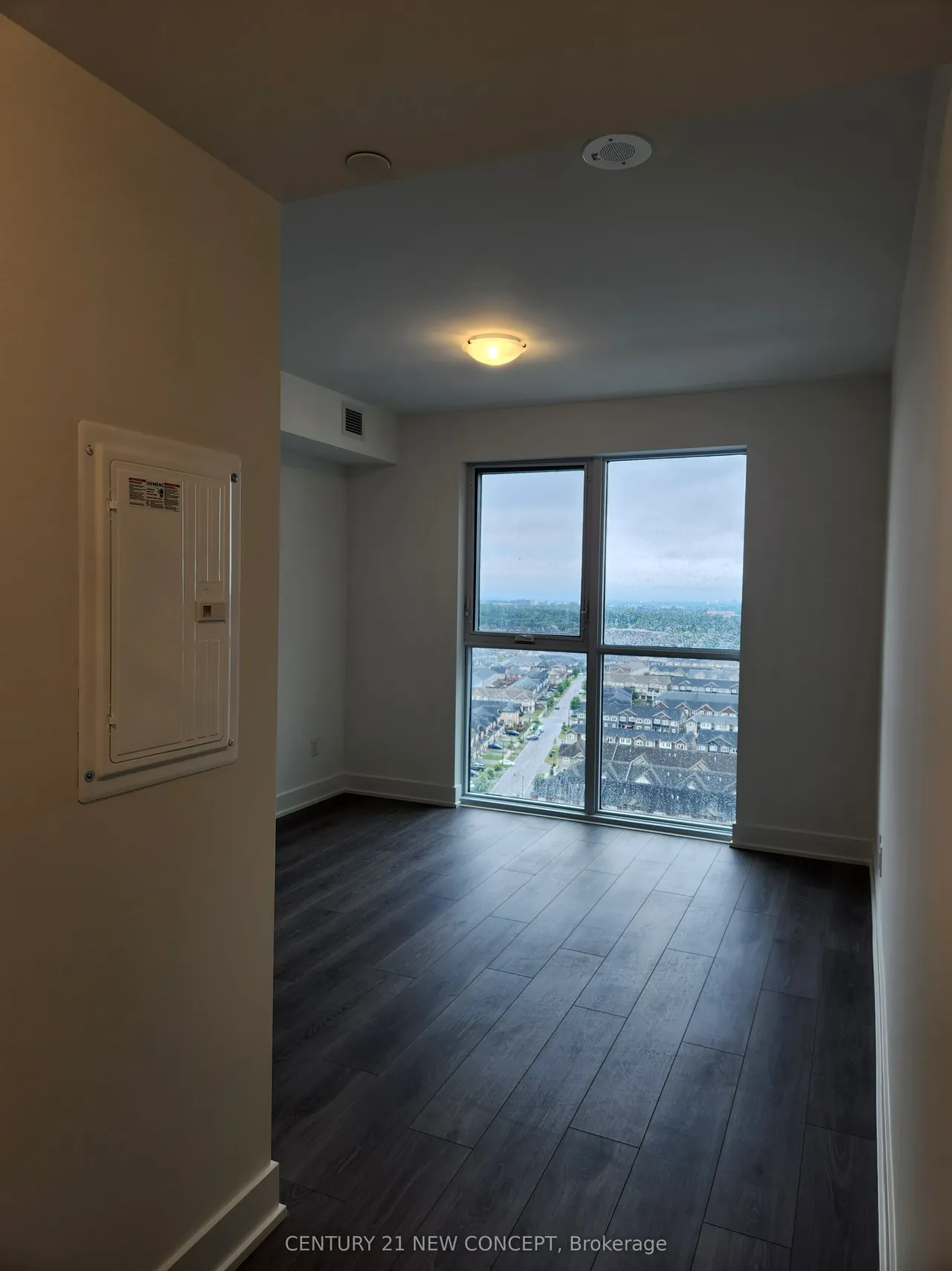 2545 Simcoe St. Street N, Unit 1824 — photo 3